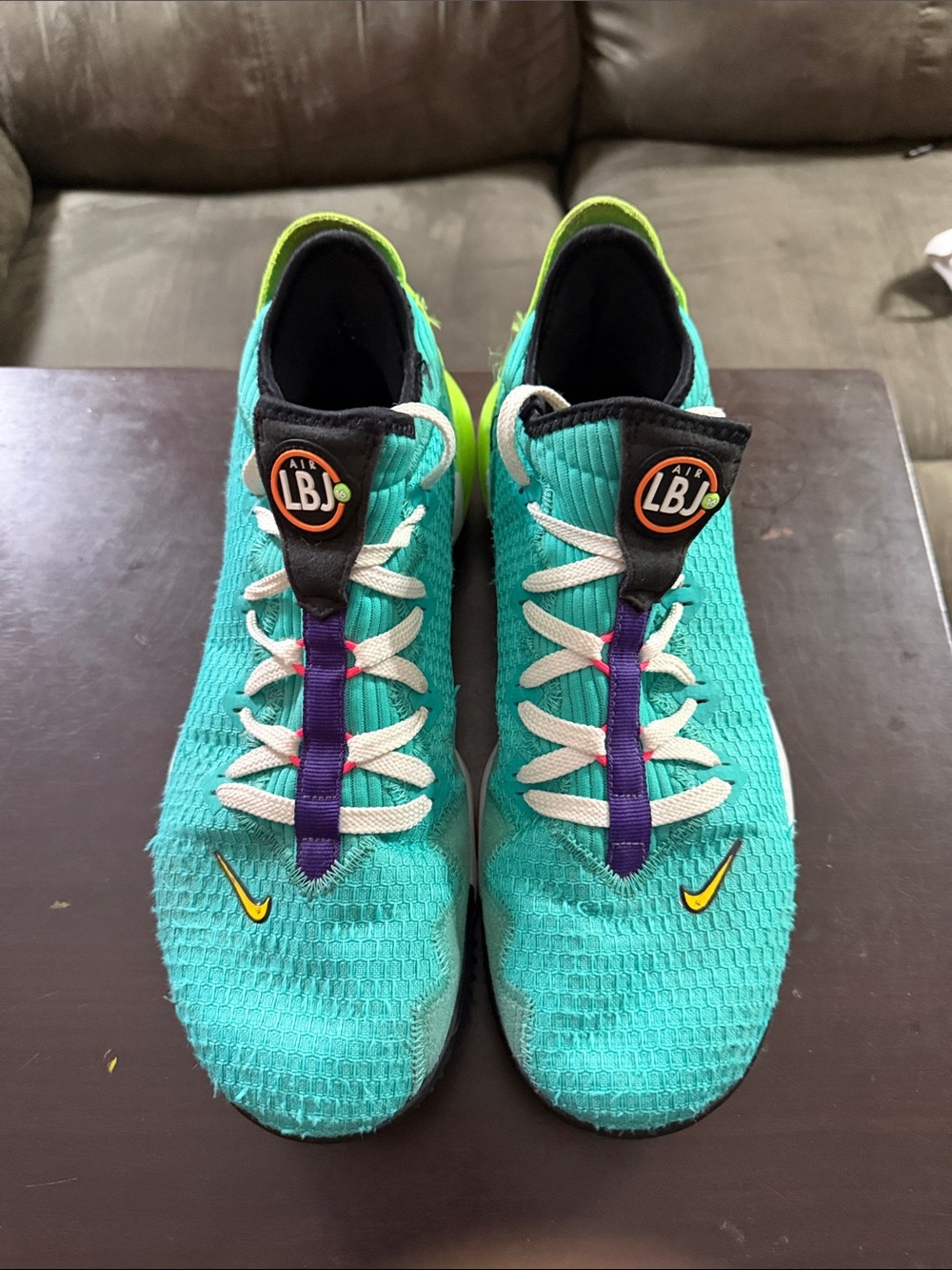 Lebron 16 Hyper Jade